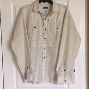 Patagonia casual button down shirt